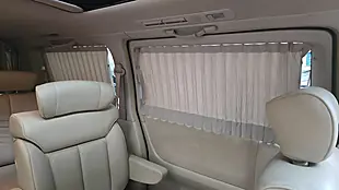 Used 2007 Nissan Elgrand E51 Xl Model Recliners Sunroof White - Interior and Exterior details 14