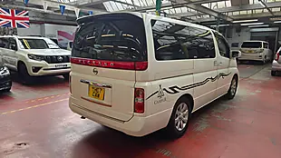 Used 2007 Nissan Elgrand E51 Xl Model Recliners Sunroof White - Interior and Exterior details 17