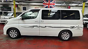 Used 2007 Nissan Elgrand E51 Xl Model Recliners Sunroof White - Interior and Exterior details 18