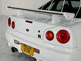 Used 2007 Nissan Skyline GT-R White - Interior and Exterior details 11