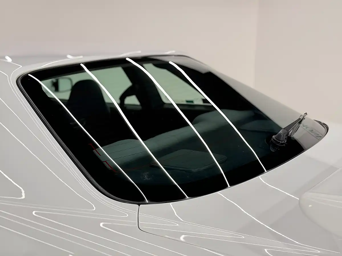 Used 2007 Nissan Skyline GT-R White - Interior and Exterior details 15