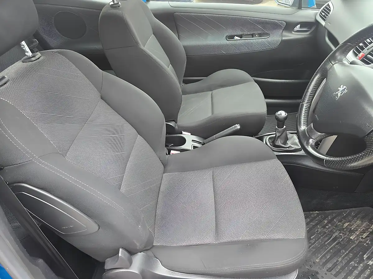 Used 2007 Peugeot 207 Sport 3dr Blue - Interior and Exterior details 11