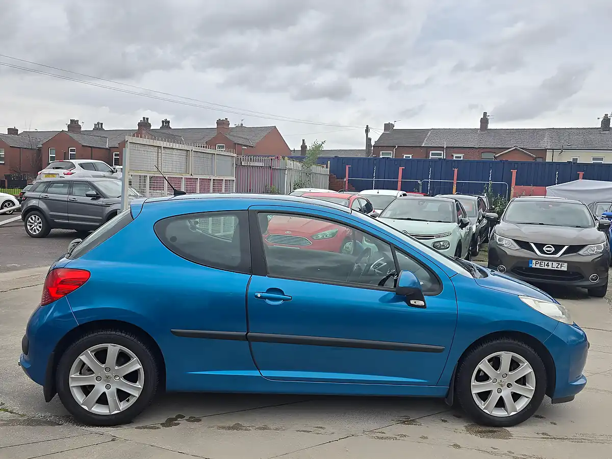 Used 2007 Peugeot 207 Sport 3dr Blue - Interior and Exterior details 7