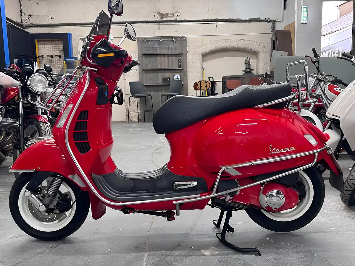 Used 2007 Piaggio Vespa Gts 250 Gts - Interior and Exterior details 3