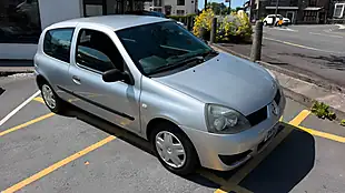 Used 2007 Renault Clio Campus Silver - Interior and Exterior details 7