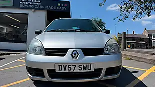 Used 2007 Renault Clio Campus Silver - Interior and Exterior details 9