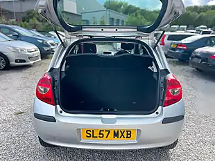 Used 2007 Renault Clio Rip Curl Silver - Interior and Exterior details 10