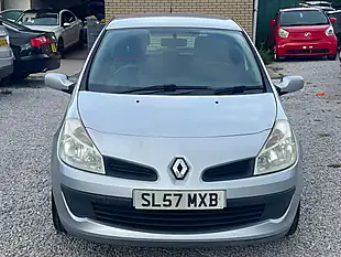Used 2007 Renault Clio Rip Curl Silver - Interior and Exterior details 3