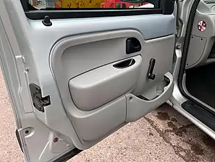 Used 2007 Renault Kangoo Authentique Grey - Interior and Exterior details 15