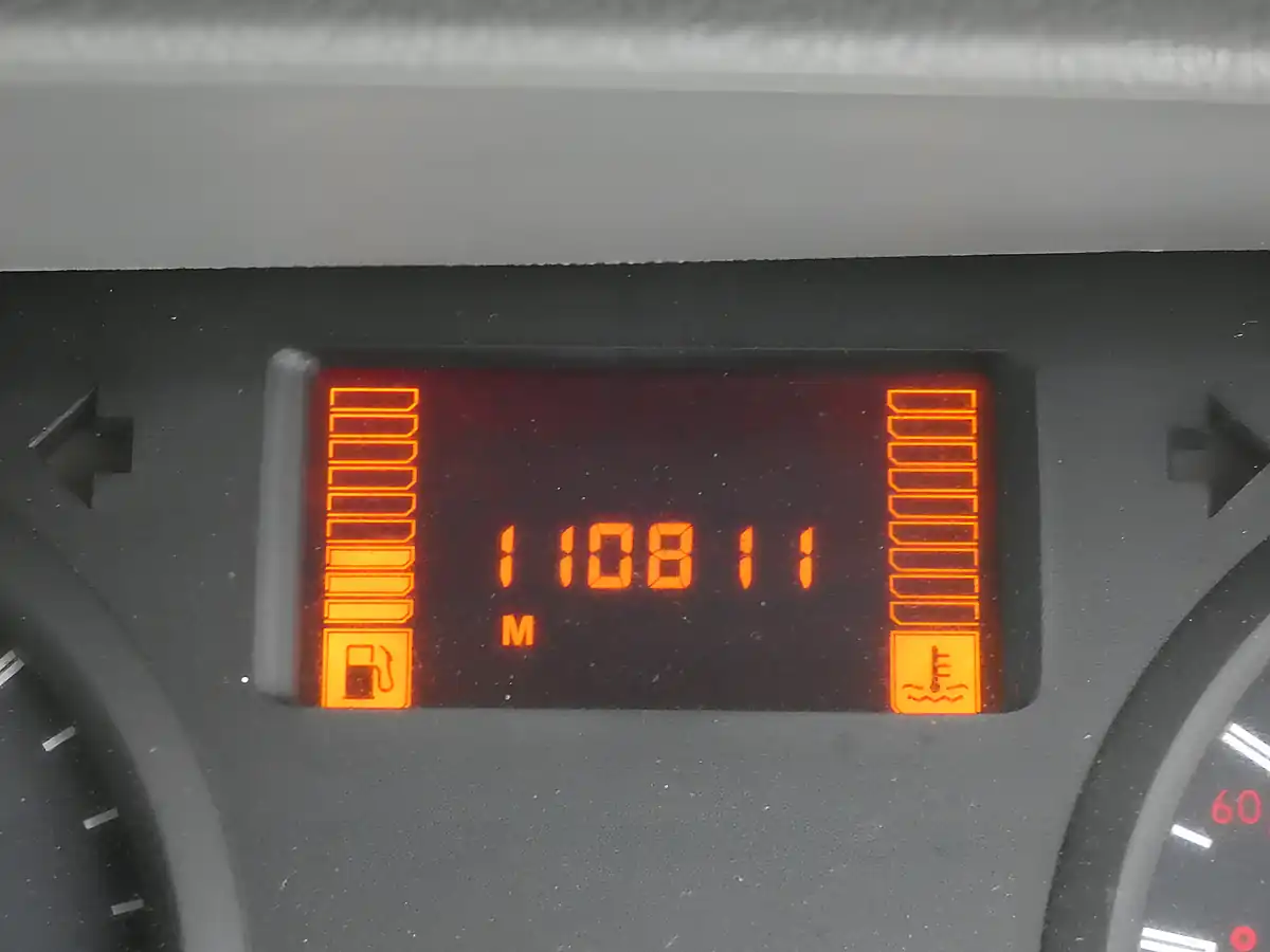 Used 2007 Renault Master Ml35 Business Yellow - Interior and Exterior details 7