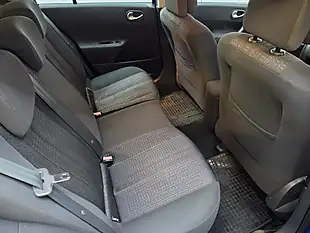 Used 2007 Renault Megane Dynamique Blue - Interior and Exterior details 15