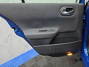 Used 2007 Renault Megane Dynamique Blue - Interior and Exterior details 19