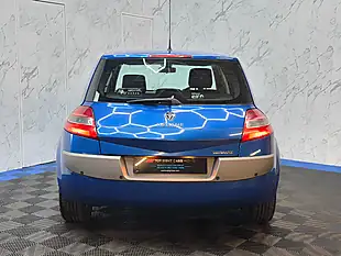Used 2007 Renault Megane Dynamique Blue - Interior and Exterior details 4