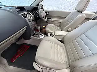 Used 2007 Renault Megane Privilege Extreme Blue - Interior and Exterior details 17