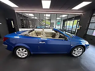 Used 2007 Renault Megane Privilege Extreme Blue - Interior and Exterior details 6