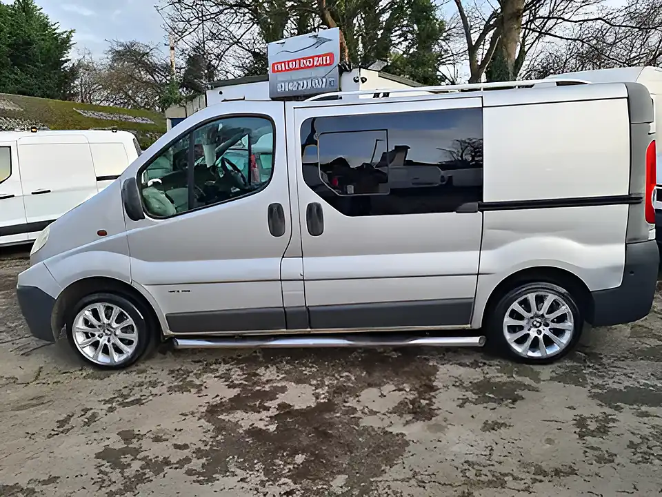 Used 2007 Renault Trafic Full Camper Conversion - Interior and Exterior details 11