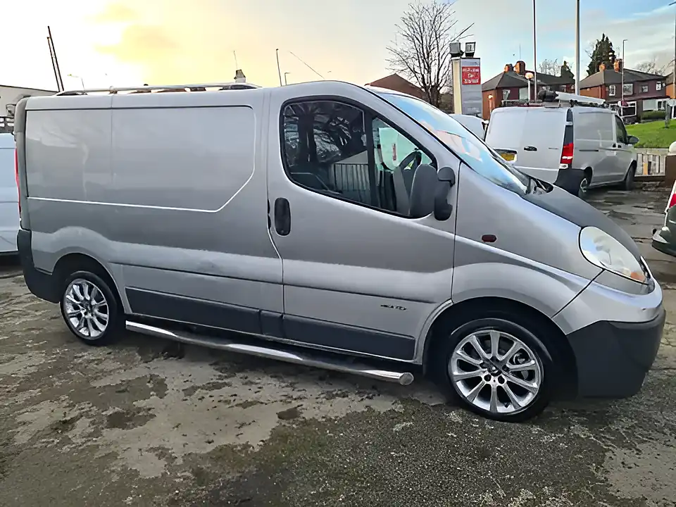 Used 2007 Renault Trafic Full Camper Conversion - Interior and Exterior details 2