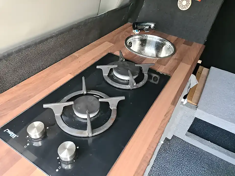 Used 2007 Renault Trafic Full Camper Conversion - Interior and Exterior details 8
