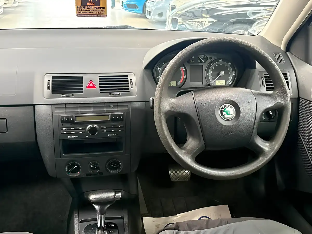 Used 2007 Skoda Fabia Ambiente Beige - Interior and Exterior details 11