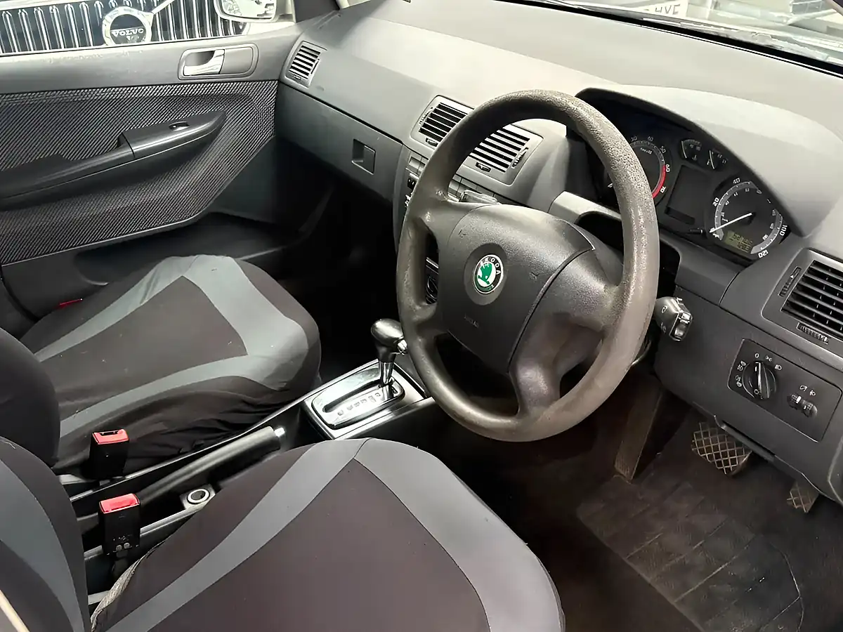 Used 2007 Skoda Fabia Ambiente Beige - Interior and Exterior details 14