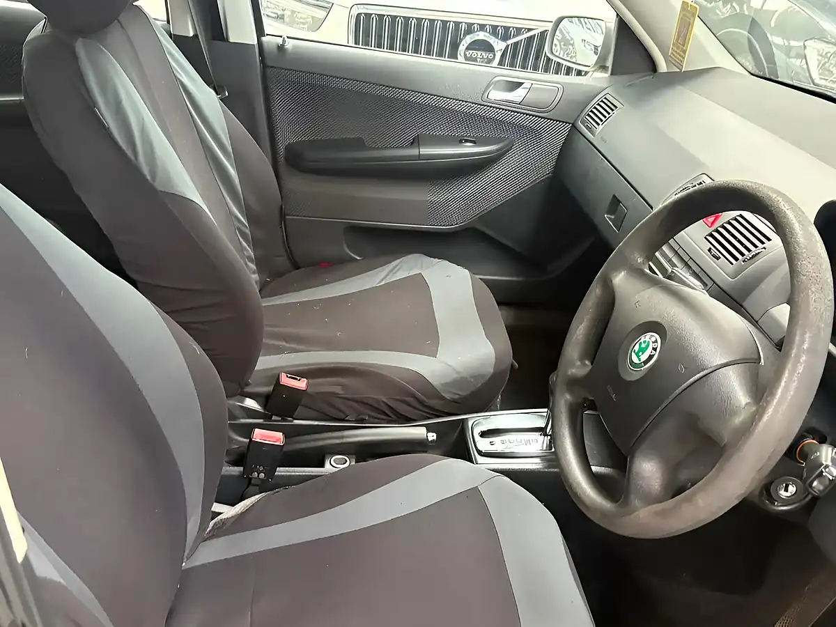 Used 2007 Skoda Fabia Ambiente Beige - Interior and Exterior details 15