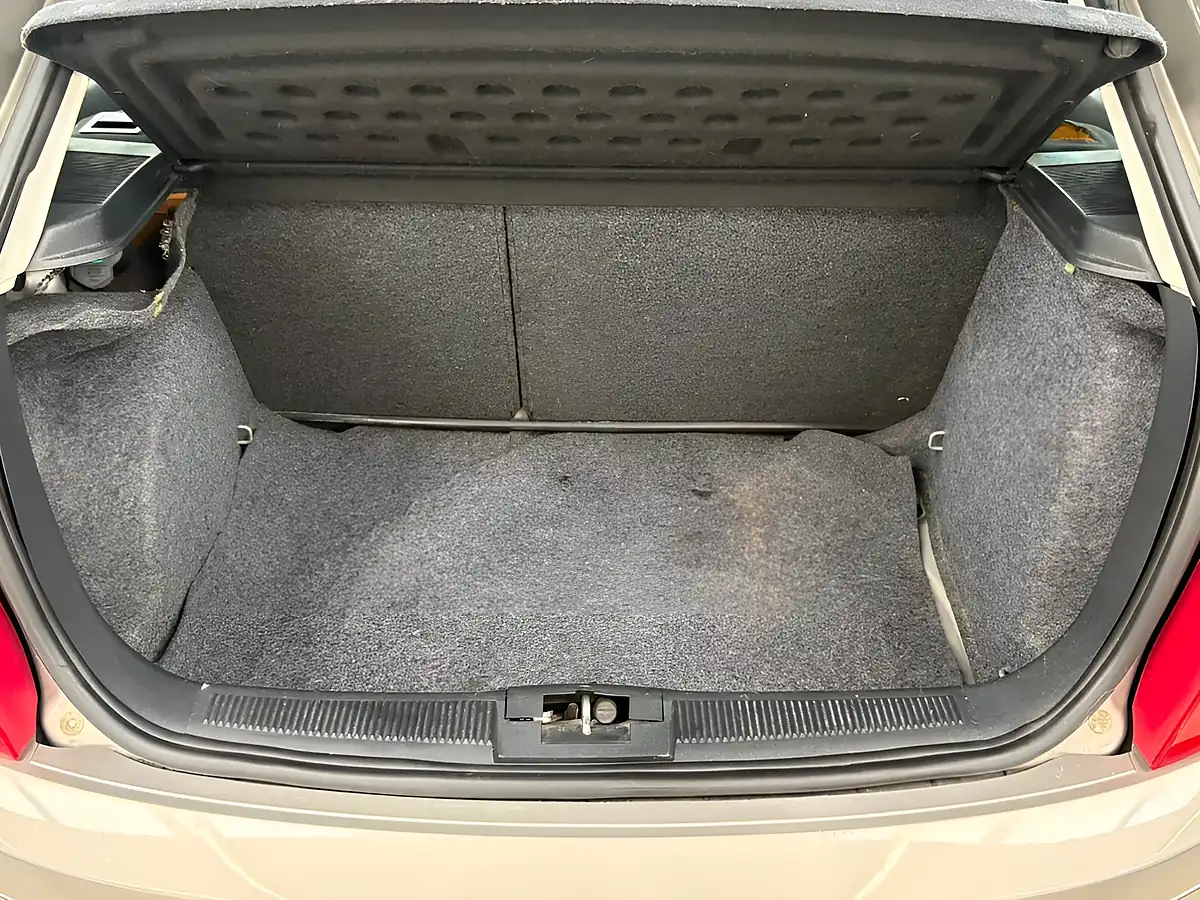 Used 2007 Skoda Fabia Ambiente Beige - Interior and Exterior details 18