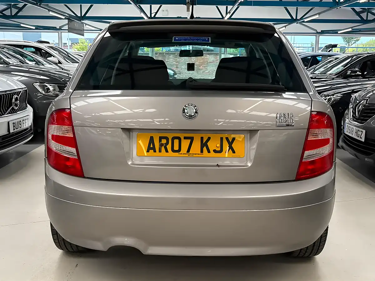 Used 2007 Skoda Fabia Ambiente Beige - Interior and Exterior details 7
