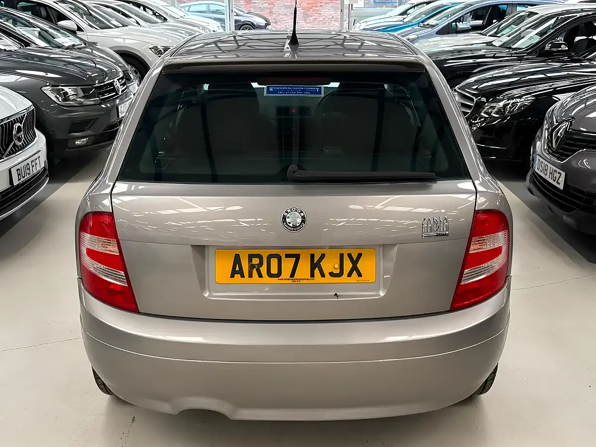 Used 2007 Skoda Fabia Ambiente Beige - Interior and Exterior details 8