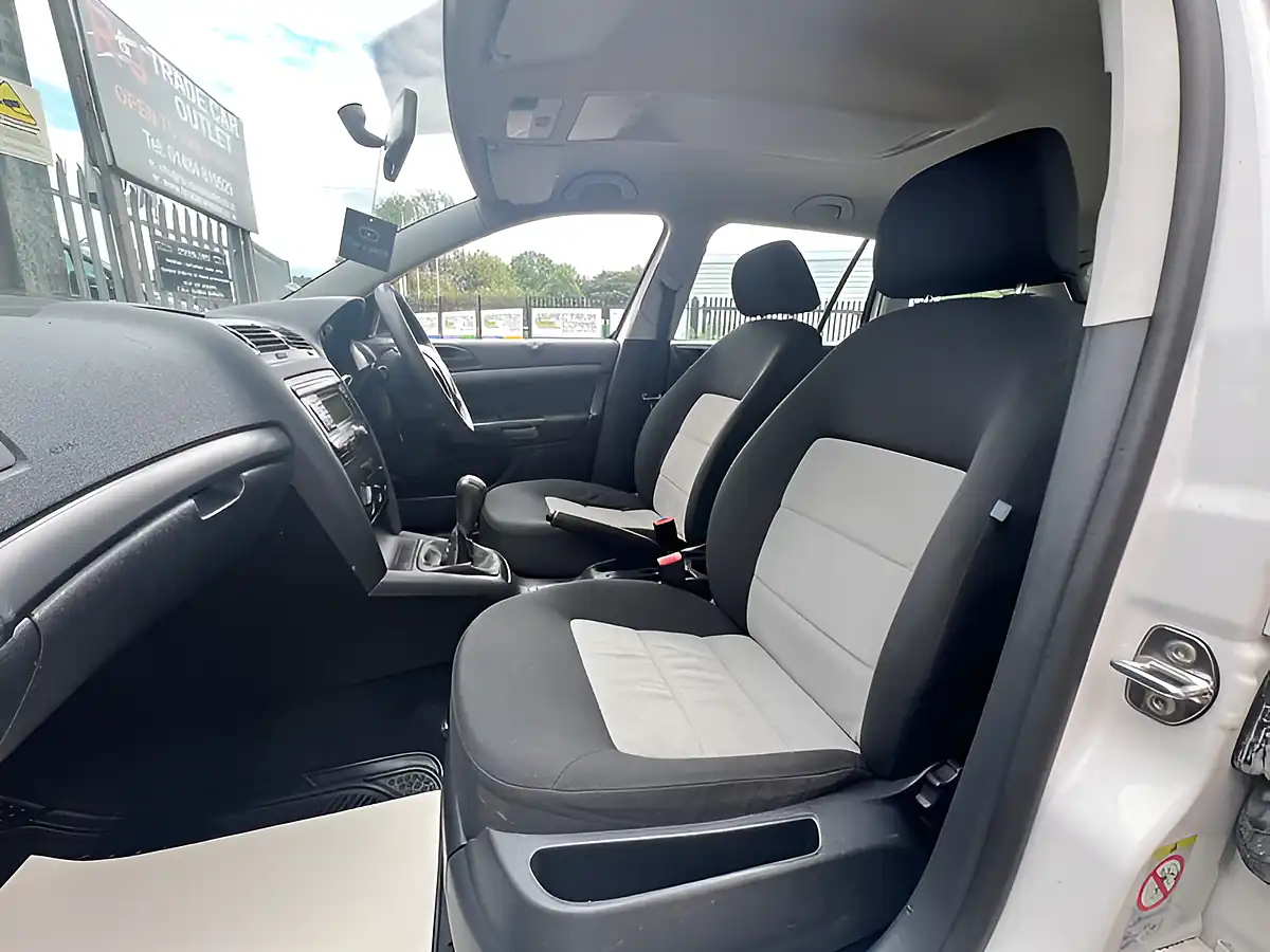 Used 2007 Skoda Octavia Classic White - Interior and Exterior details 18