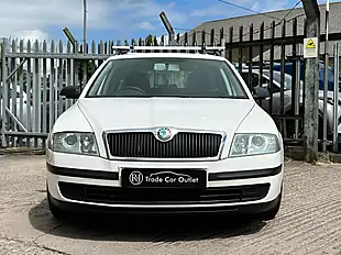 Used 2007 Skoda Octavia Classic White - Interior and Exterior details 7