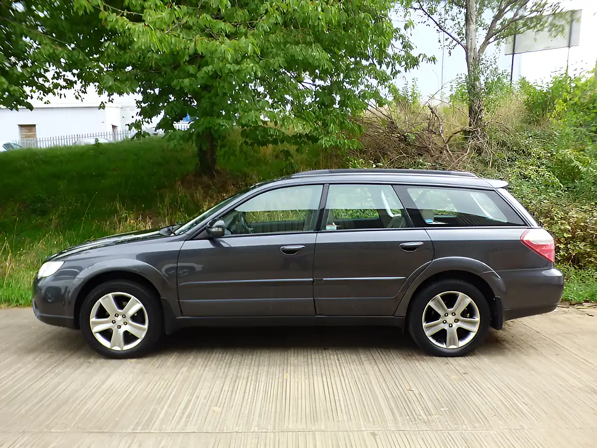 Used 2007 Subaru Outback Se Grey - Interior and Exterior details 18