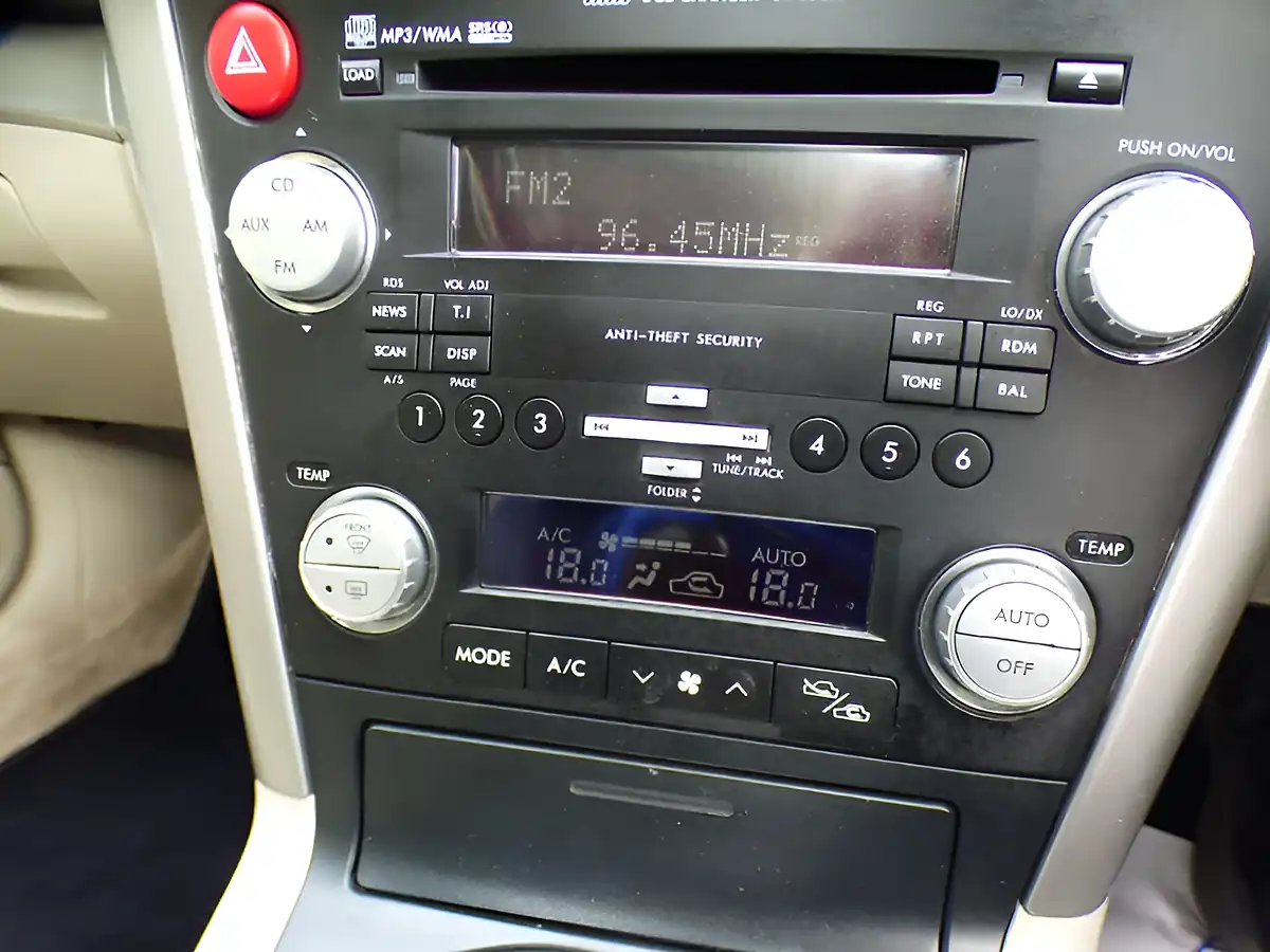 Used 2007 Subaru Outback Se Grey - Interior and Exterior details 5