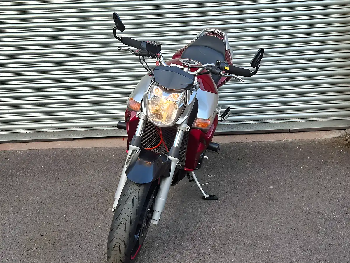 Used 2007 Suzuki Gsr - Interior and Exterior details 3