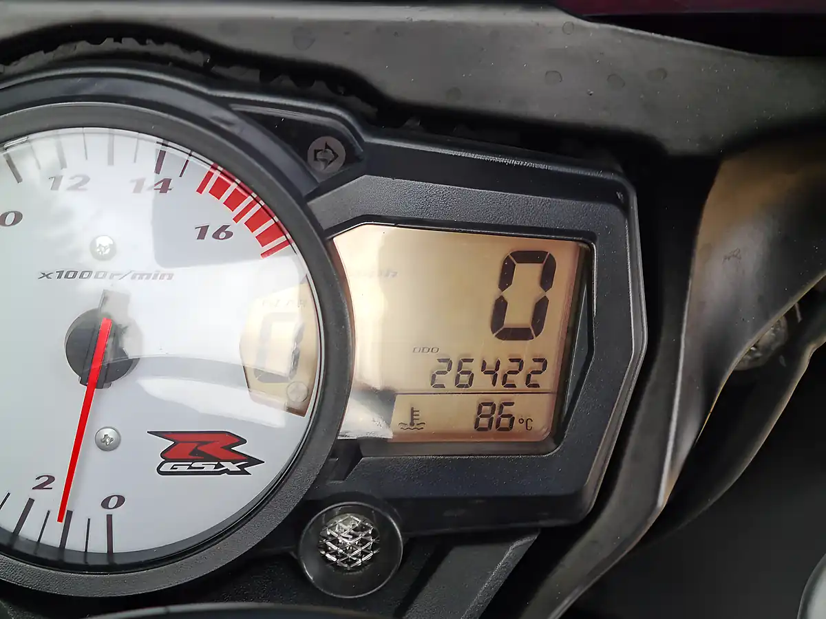 Used 2007 Suzuki GSX-R750 K7 Blue - Interior and Exterior details 15
