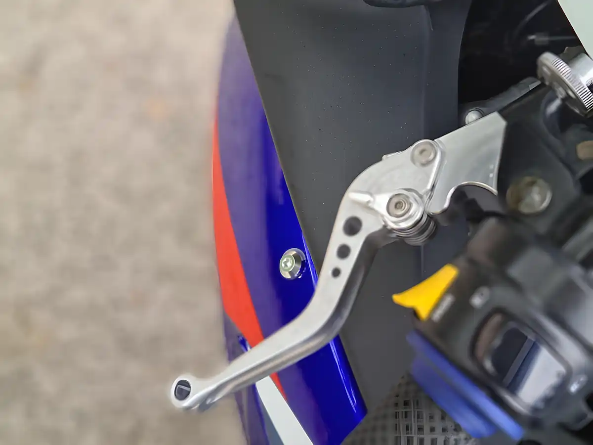 Used 2007 Suzuki GSX-R750 K7 Blue - Interior and Exterior details 17