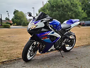 Used 2007 Suzuki GSX-R750 K7 Blue - Interior and Exterior details 9