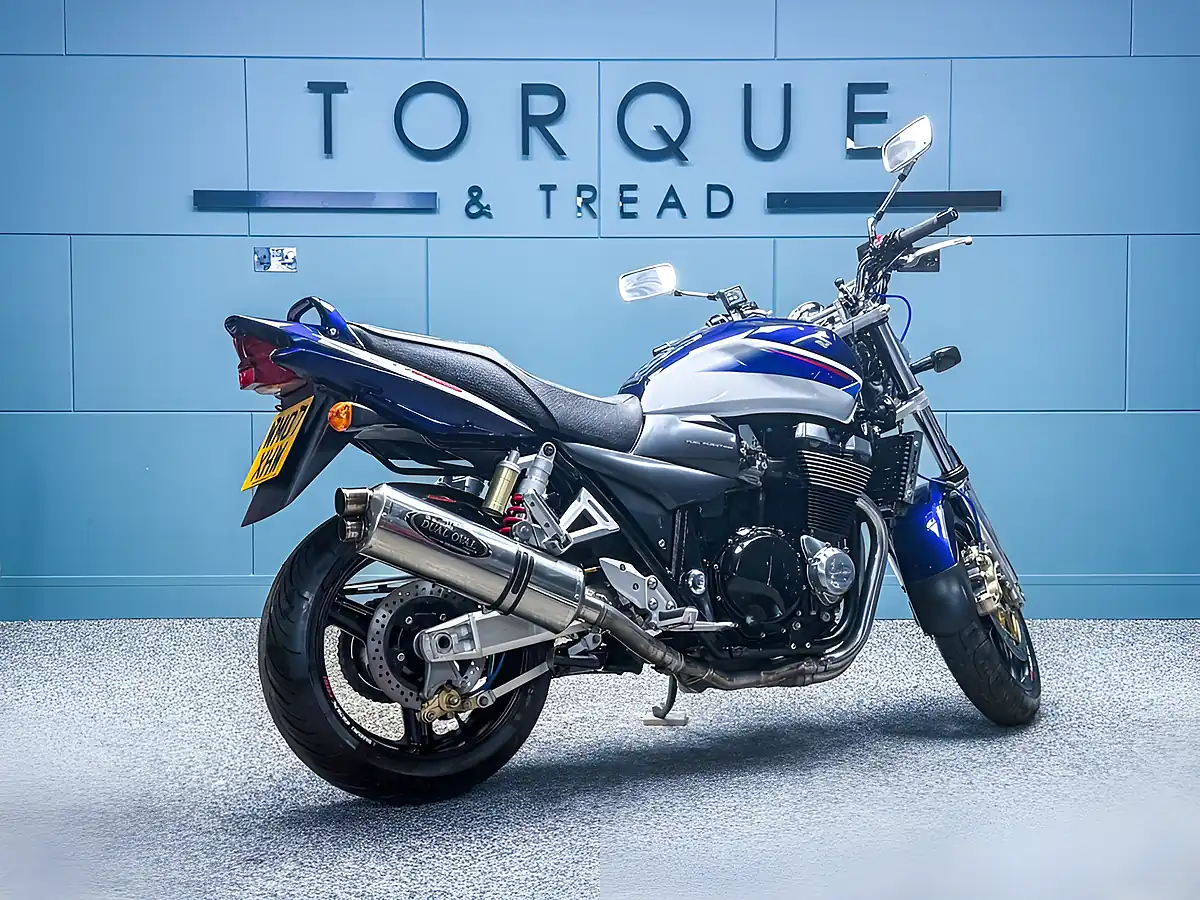 Used 2007 Suzuki Gsx1400 Fe Final Edition Blue - Interior and Exterior details 3