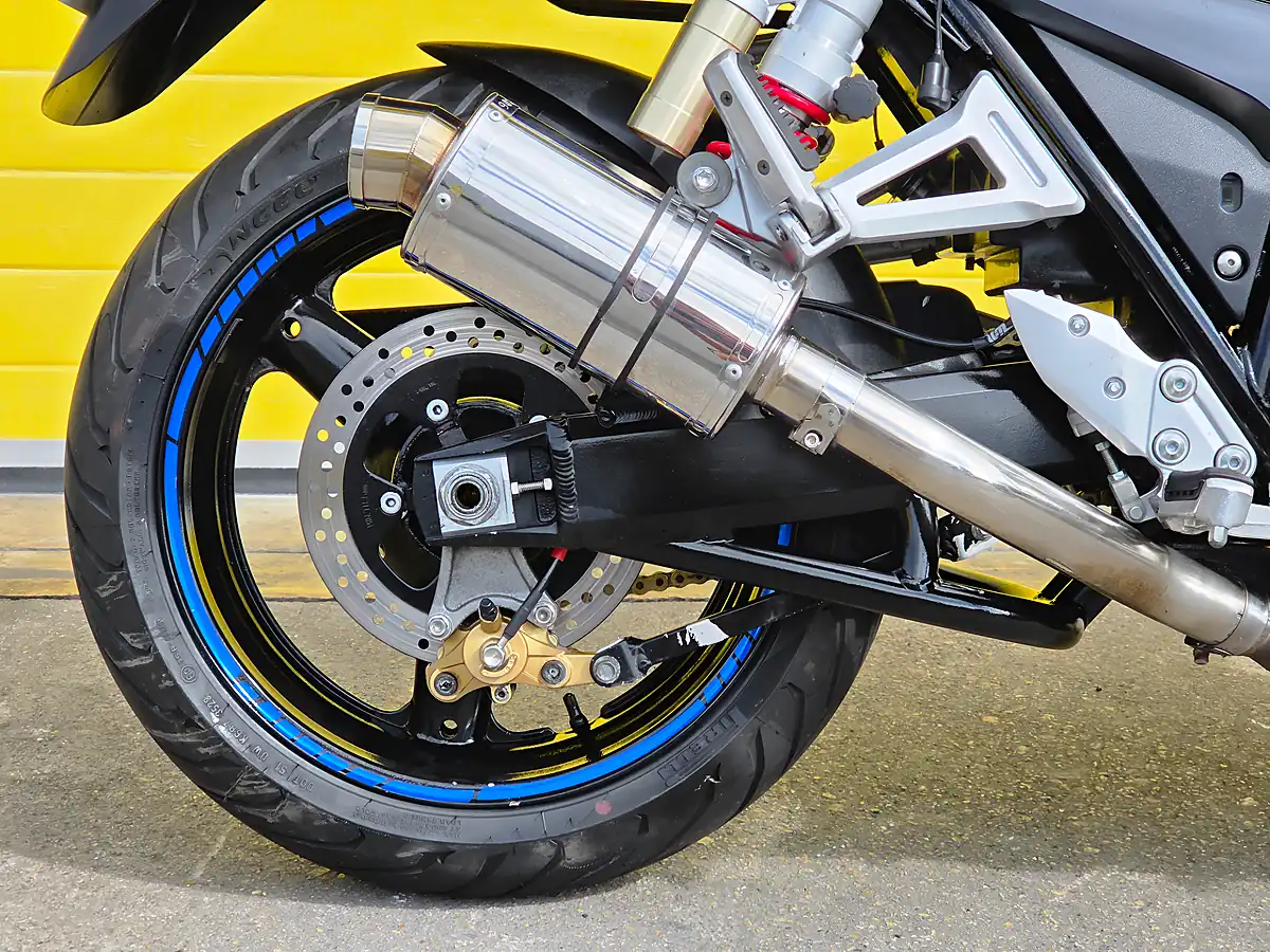 Used 2007 Suzuki GSX1400 Final Edition Blue - Interior and Exterior details 8