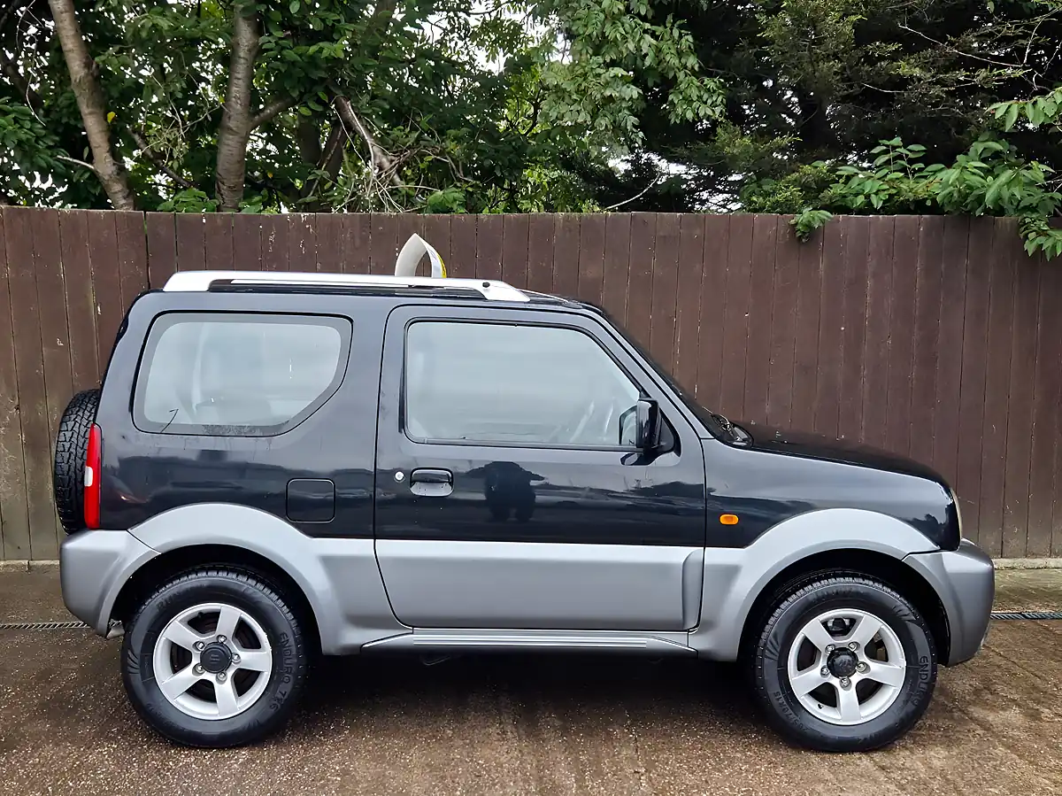 Used 2007 Suzuki Jimny Jlx+ Black - Interior and Exterior details 7