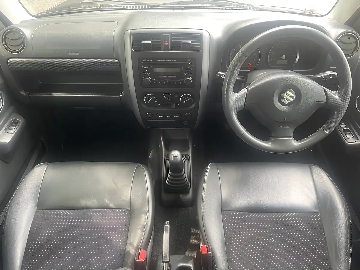 Used 2007 Suzuki Jimny Jlx+ Grey - Interior and Exterior details 10