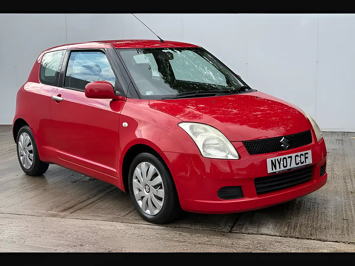 Used 2007 Suzuki Swift Gl Flash Red - Front View