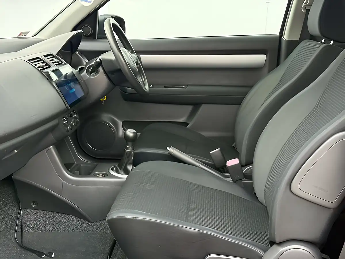 Used 2007 Suzuki Swift Gl Flash Red - Interior and Exterior details 13