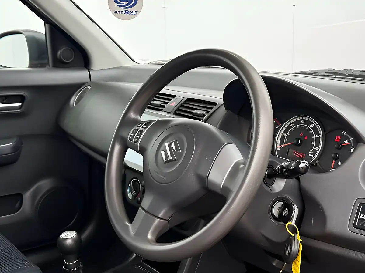 Used 2007 Suzuki Swift Gl Flash Red - Interior and Exterior details 7