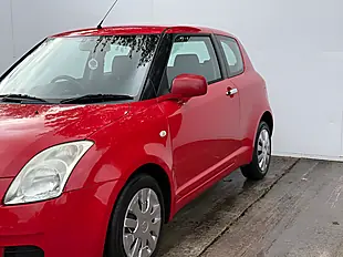 Used 2007 Suzuki Swift Gl Flash Red - Interior and Exterior details 9