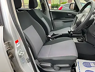 Used 2007 Suzuki SX4 Glx Silver - Interior and Exterior details 13