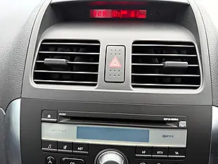 Used 2007 Suzuki SX4 Glx Silver - Interior and Exterior details 16