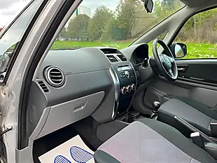 Used 2007 Suzuki SX4 Glx Silver - Interior and Exterior details 8