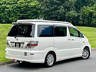 Used 2007 Toyota Alphard Camper Van White - Interior and Exterior details 12