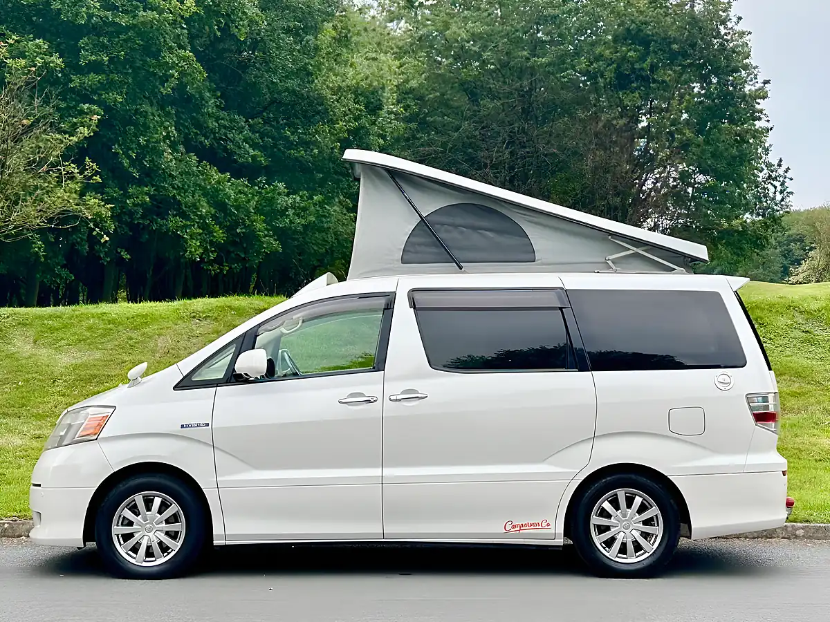 Used 2007 Toyota Alphard Camper Van White - Interior and Exterior details 15