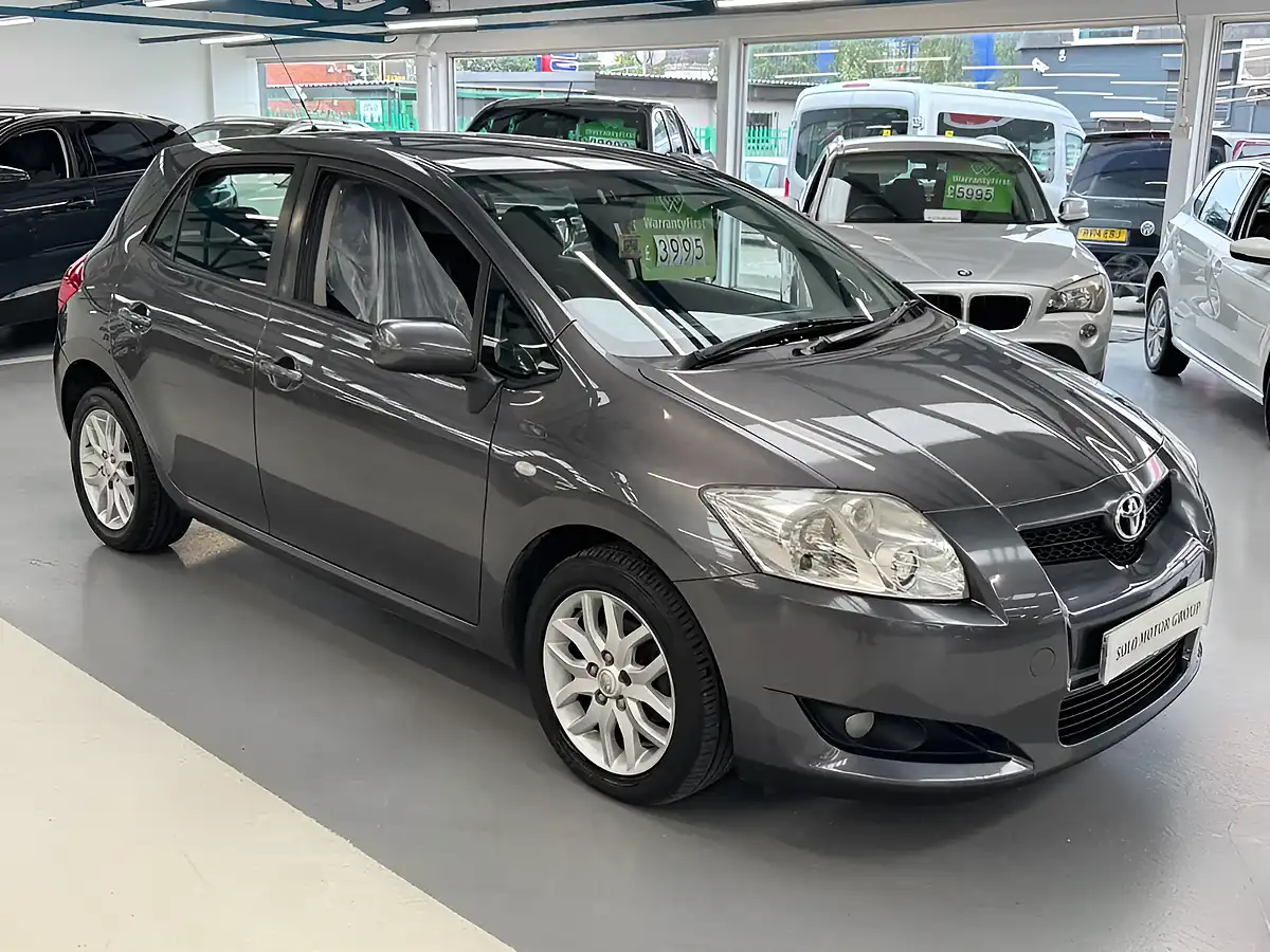 Used 2007 Toyota Auris Tr Grey - Front View